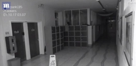 Τρόμος σε σχολείο – Δείτε τι κατέγραψαν οι κάμερες (βίντεο)